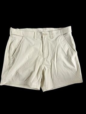 Huk Shorts Womens Size Large Beige Next Level Fishing Performance Utility EUC